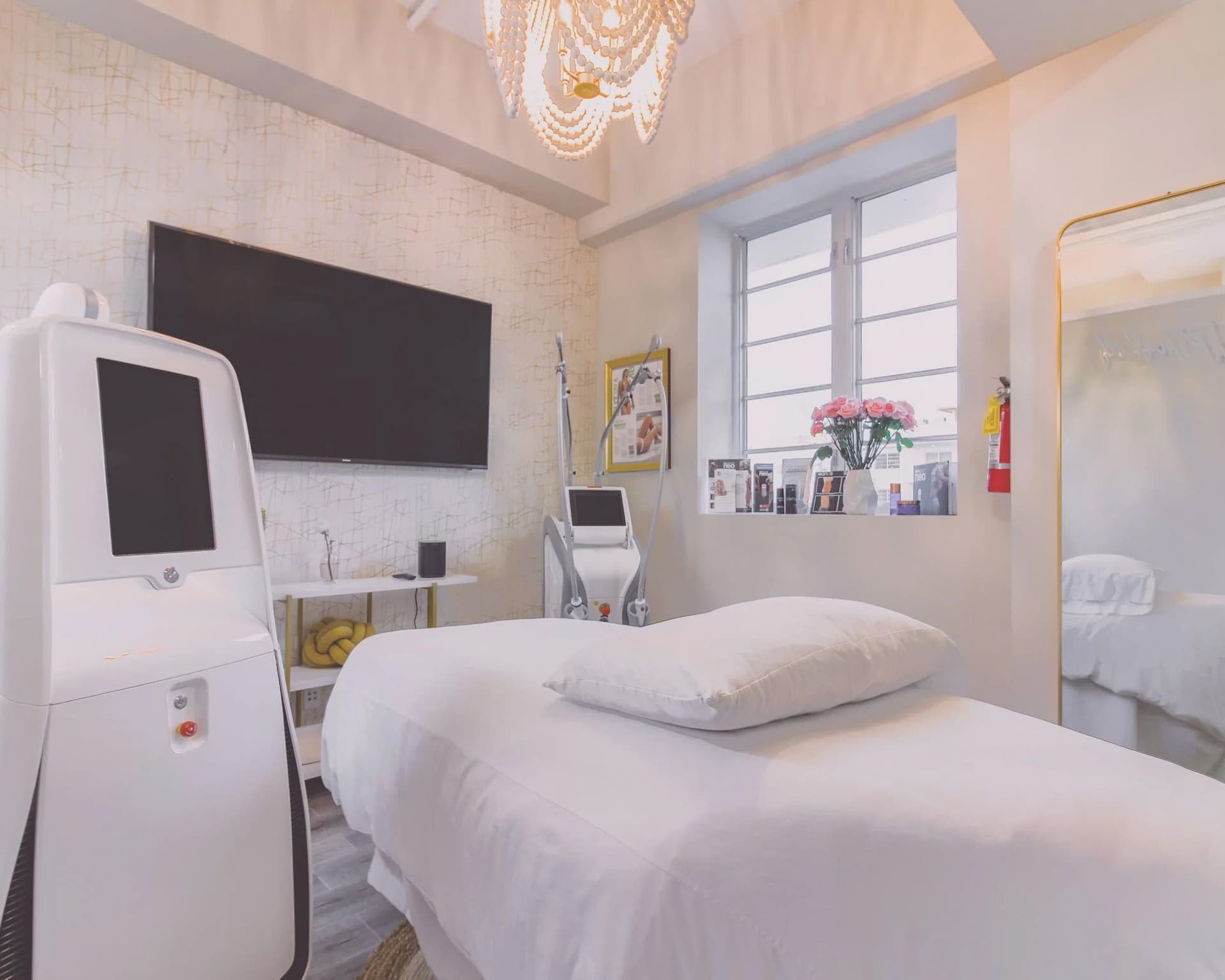 The Best Lymphatic Massages in Miami: Detox, De-Bloat, and Decompress