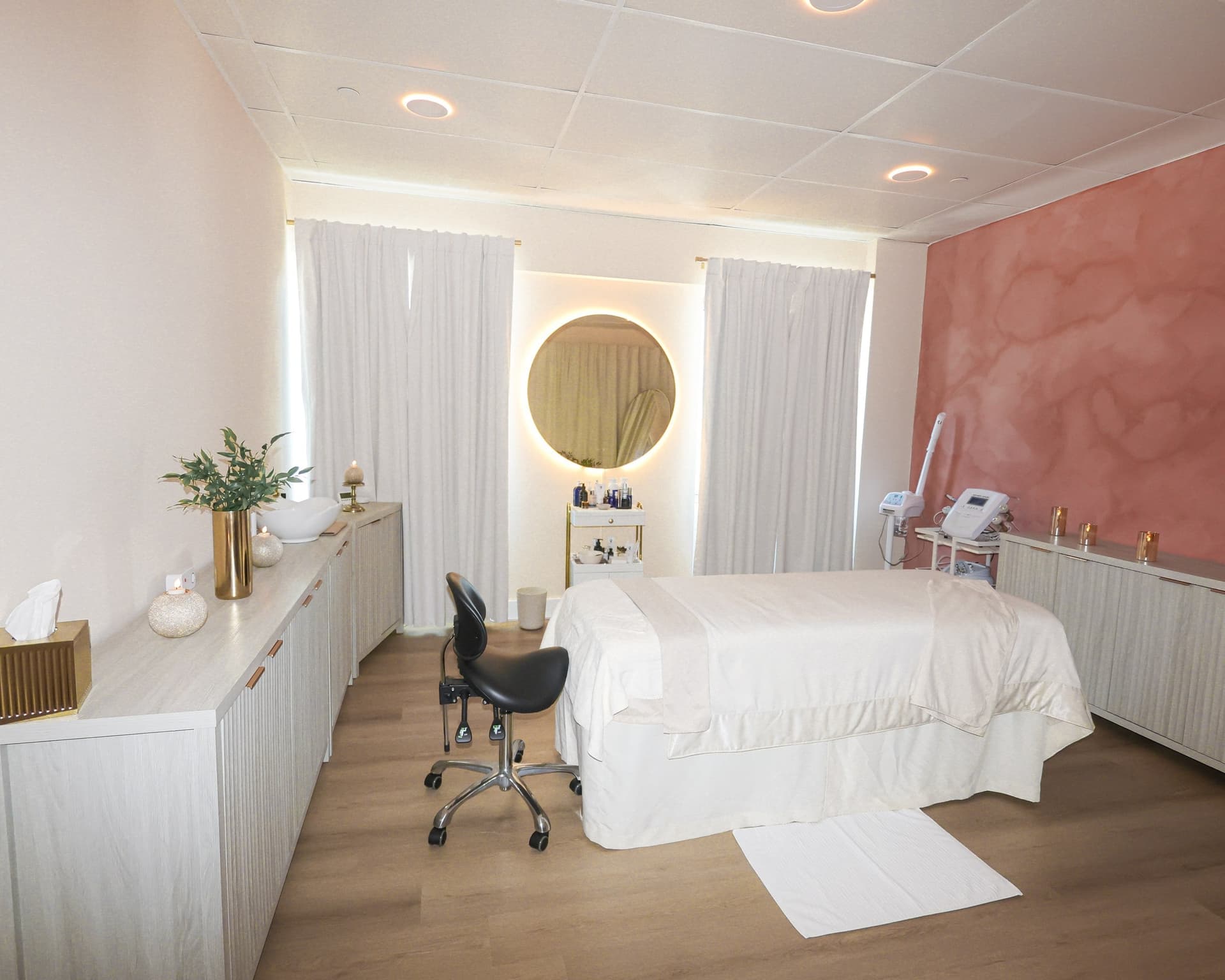Meet Your Next Favorite Facial at Skin House of Beauty